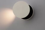 Antidark Wandleuchte Dot Wall W120 LED - weiss & schwarz Lichtwurf